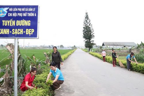 Phụ nữ huyện Triệu Sơn 'dệt thêu' những tuyến đường kiểu mẫu