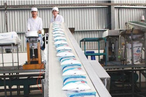 Giá đường Việt Nam ngược chiều với thế giới