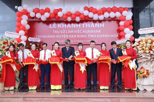 Khánh thành trụ sở mới Agribank Chi nhánh huyện Vạn Ninh