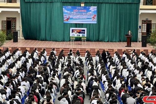 Tuyên truyền biển, đảo, thu hút nguồn lực xây dựng Quân chủng hải quân