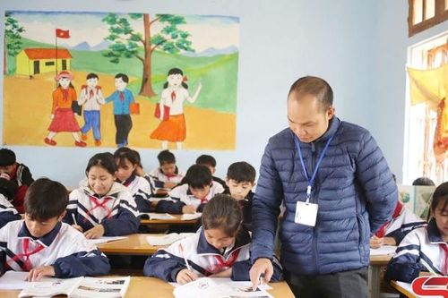 Sốp Cộp đầu tư cơ sở vật chất trường, lớp học
