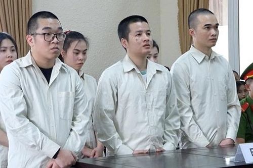 3 cặp đôi lãnh 84 năm tù vì tội danh ma túy