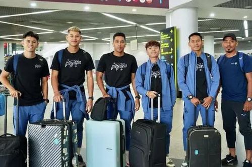 Dàn nhập tịch Campuchia 'khăn gói' sang Việt Nam thi đấu