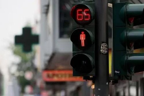 Đèn giao thông đếm ngược được đề xuất mở rộng