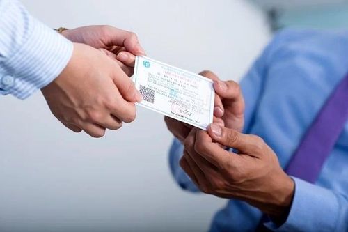 Đi khám bệnh ngày thứ 7, chủ nhật có được hưởng bảo hiểm y tế?
