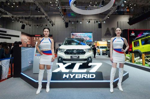 Xe hybrid tháng 2: Innova Cross đứng đầu bảng, XL7 là điểm sáng hiếm hoi