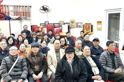 Kỷ niệm 95 năm Ngày thành lập Đảng bộ thành phố Hà Nội (17/3/1930 - 17/3/2025) Cống hiến bằng những việc làm thiết thực