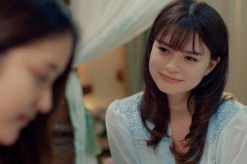 Thấy chị dâu người yêu bị bệnh mà vẫn bế con với nấu ăn, tôi nhắc bạn gái phụ 1 tay, vậy mà cô ấy nói: 'Tự làm tự chịu'