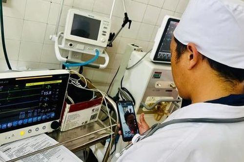 Bộ Y tế trả lời về kiến nghị nâng mức lương khởi điểm cho bác sĩ, thạc sĩ mới ra trường