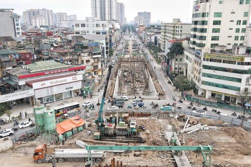 Dự án hầm chui Kim Đồng - Giải Phóng: Thi công 3 đốt hầm kín dưới đường sắt gặp nhiều khó khăn