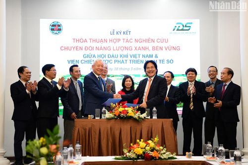 Hợp tác nghiên cứu chuyển đổi năng lượng xanh, bền vững: Bước tiến tới mục tiêu Net Zero