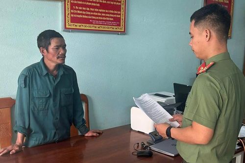 Bị bắt vì cất giấu súng săn