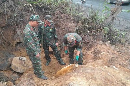 Quảng Trị: Hủy nổ bom từ trường 240kg sót lại sau chiến tranh