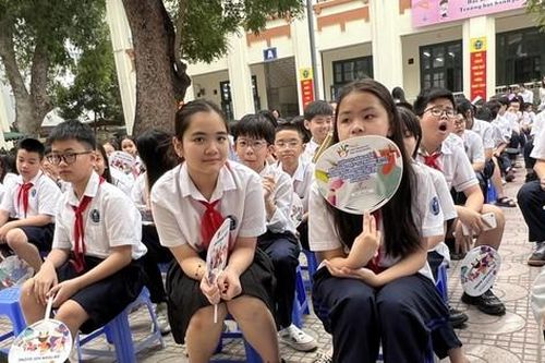 Tuyển sinh đầu cấp ở Hà Nội: Hạn chế trái tuyến, giảm sĩ số học sinh/lớp