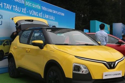 Cận cảnh 2 dòng xe điện VinFast Nerio Green và Herio Green