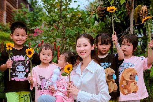 Hoa hậu Quế Anh làm điều ý nghĩa cho cộng đồng trước thềm kết thúc nhiệm kỳ