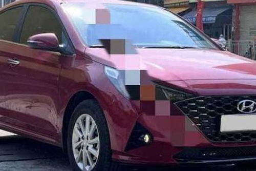 Hyundai Accent biển trắng 'cũ như mới' cho người eo hẹp ngân sách