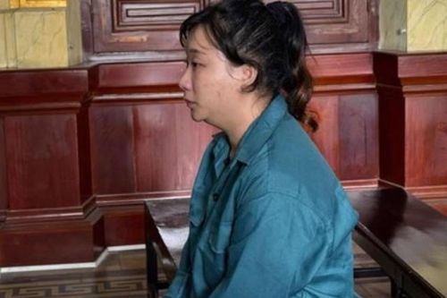 Tuyên án nữ nhân viên bán vé máy bay chiếm đoạt của khách hàng gần 1 tỷ đồng