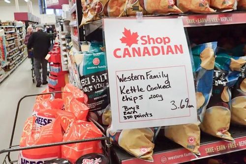Rầm rộ làn sóng 'người Canada mua hàng Canada' giữa căng thẳng thuế quan với Mỹ