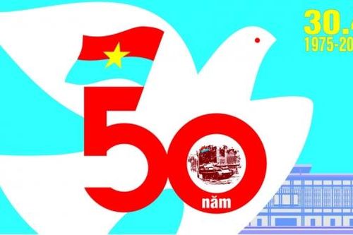 Lễ Kỷ niệm 50 năm Ngày Giải phóng Lâm Đồng được tổ chức vào lúc 20 giờ 10 phút tối 3/4