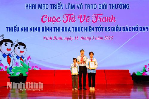 Khai mạc Triển lãm và trao giải cuộc thi vẽ tranh 'Thiếu nhi Ninh Bình thi đua thực hiện tốt 5 điều Bác Hồ dạy'