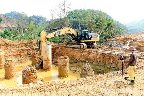 Công trình đường Hồ Chí Minh đoạn qua Tuyên Quang: Nỗ lực tháo gỡ khó khăn