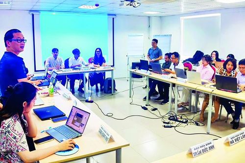 AI và báo chí hiện đại: Giàu trải nghiệm hơn nhưng con người vẫn là chủ đạo