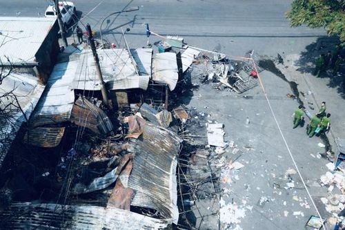 Thiệt hại hàng tỉ đồng sau vụ cháy 7 ki-ốt trước chợ Thanh Đa