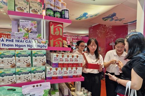 Càng bán càng lỗ, doanh nghiệp cay đắng tính chuyện rời sàn thương mại điện tử