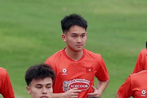 Lý do tiền vệ Việt kiều khó cạnh tranh vị trí ở U22 Việt Nam