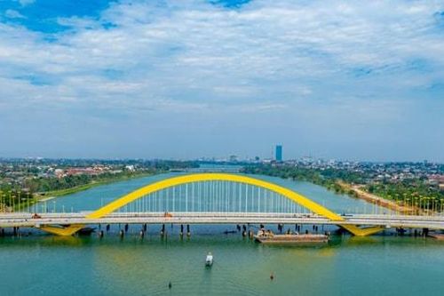 Ngắm cầu Nguyễn Hoàng ở Huế trước ngày thông xe