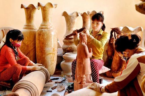 Hà Nội: công nhận điểm du lịch làng nghề gỗ mỹ nghệ tại huyện Đông Anh