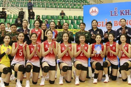 HLV huyền thoại Phạm Văn Long trở lại, BTL Thông Tin sẵn sàng tìm lại ánh hào quang ở giải VĐQG 2025