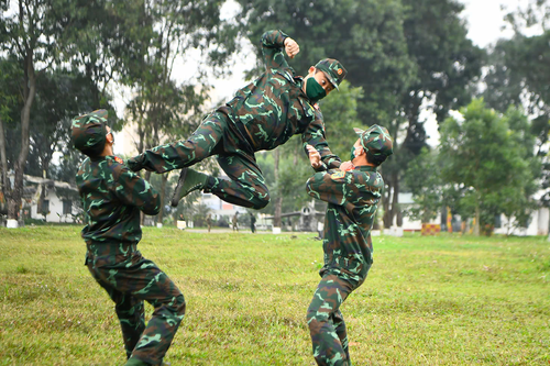 Tạo động lực nâng cao chất lượng tổng hợp, sức mạnh chiến đấu của Binh chủng Đặc công