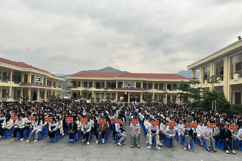 Sơn La: Hơn 4.000 người tham gia tuyên truyền về biển, đảo