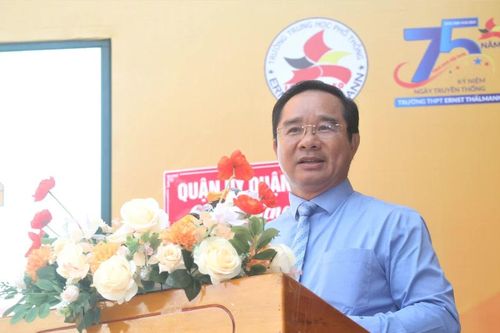 Chủ tịch UBND TPHCM mong học sinh rèn bản lĩnh và khát vọng