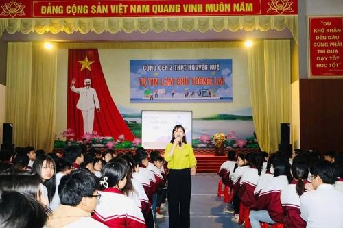 Giúp học sinh nâng cao 'tư duy thời đại số'