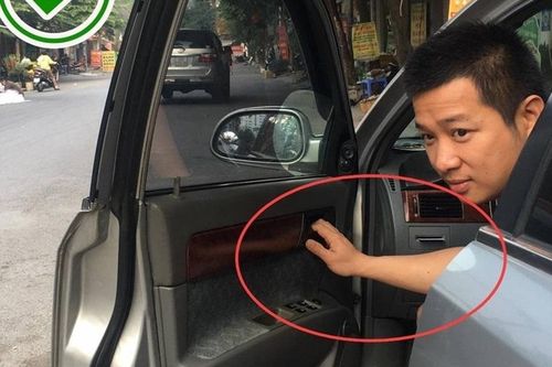 Vì sao được khuyên nên mở cửa xe ô tô bằng kiểu tay nghịch?