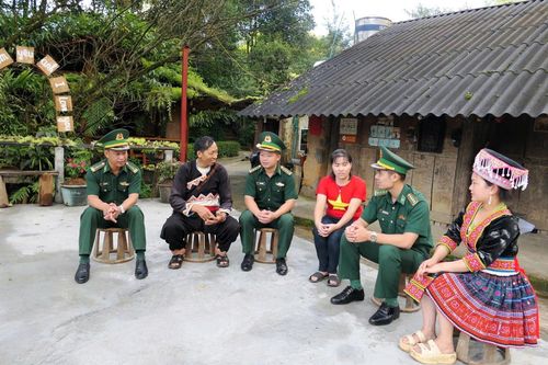 Xây dựng khu vực biên giới vững mạnh bằng những việc làm cụ thể, thiết thực