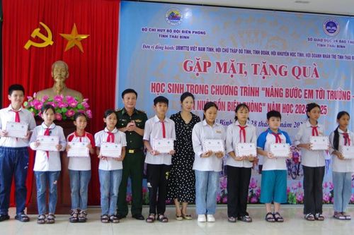 Tình đoàn kết quân dân nơi biên giới biển Thái Bình