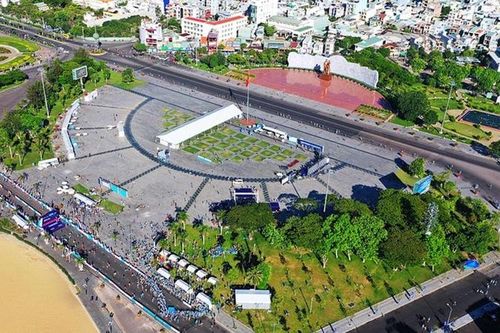 Bình Định bắn pháo hoa kỷ niệm 50 năm Ngày giải phóng