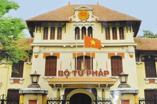 Đề xuất chế độ, chính sách đối với chuyên gia cao cấp là cán bộ, công chức, viên chức
