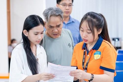Thêm hai 'ông lớn' đại học gia nhập nhóm doanh thu nghìn tỷ
