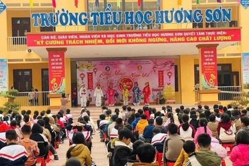 Lý do của lời nói dối bị dụ dỗ bắt cóc của cháu bé học sinh lớp 2