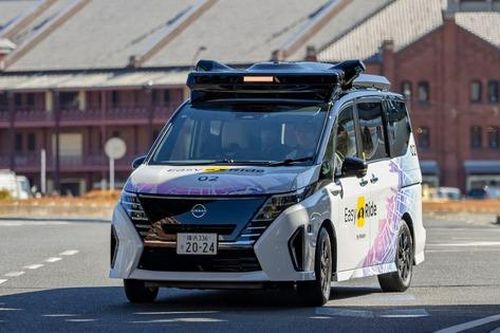 Nissan sắp ra mắt xe taxi không người lái
