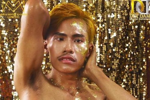 Nhan sắc khiến người đối diện 'đơ cứng' của Nam vương tương lai