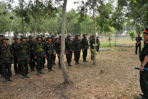 Cục Hậu cần - Kỹ thuật Quân khu 9 kiểm tra Trung đoàn 892
