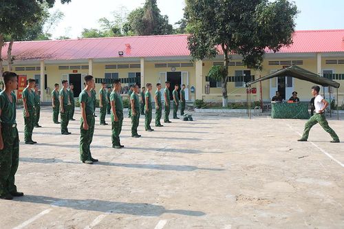 Kiểm tra tình hình chiến sĩ mới trong Bộ đội Biên phòng