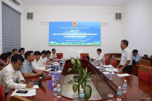 Khẩn trương chuẩn bị khởi công các dự án trong Khu Kinh tế Vân Phong