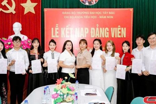 Phát triển Đảng trong đoàn viên, thanh niên